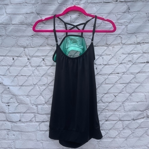 green & Black Sports Bra Open Back Top - Picture 5 of 14